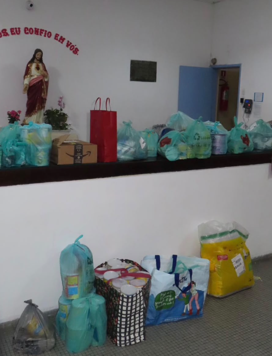 Arrecadação de Leite em Pó — Creche Casa da Criança & INCAvoluntário